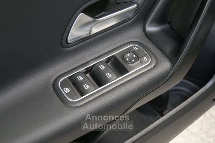 Mercedes Classe A 250 E Style KAM NAVI LED SHZ - <small></small> 27.136 € <small>TTC</small> - #13