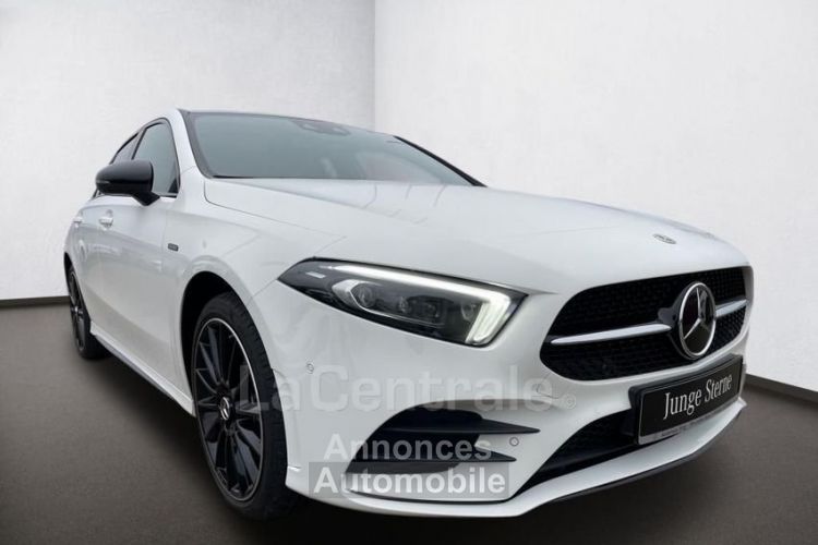 Mercedes Classe A 4 IV 250 E 8CV AMG LINE 8G-DCT - <small></small> 36.490 € <small>TTC</small> - #2