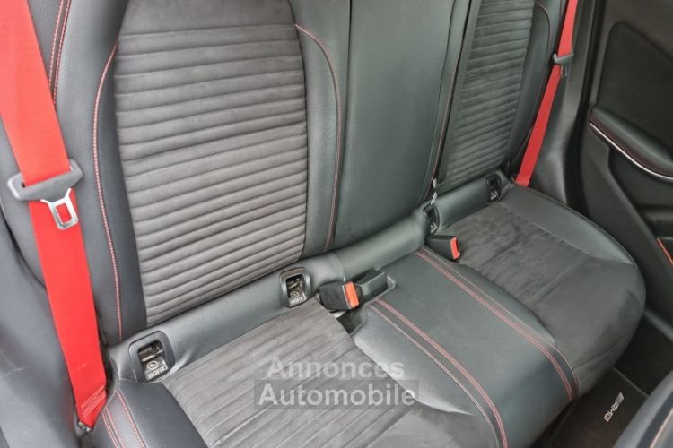 Mercedes Classe A 45 AMG 4-Matic 370CH Speedshift DCT garantie 12 mois ENTRETIEN COMPLET - <small></small> 23.989 € <small>TTC</small> - #10