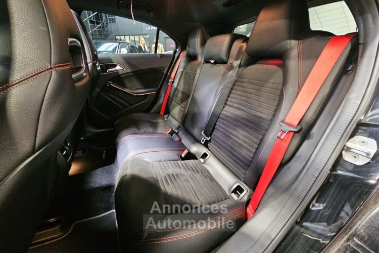 Mercedes Classe A 45 Mercedes-AMG Speedshift DCT 4-Matic / ECHAPPEMENT AMG PERFORMANCE / SUSPENSIONS PILOTEES / MODE RACE - <small></small> 30.990 € <small>TTC</small> - #13