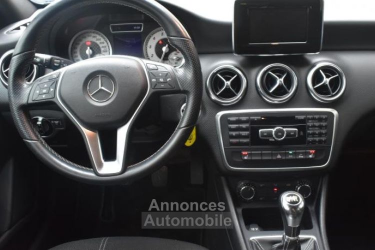 Mercedes Classe A A180i Navi / PDC / Leder / AMG - <small></small> 14.500 € <small>TTC</small> - #13