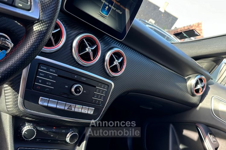 Mercedes Classe A A200 AMG line 136 CH toit pano - <small></small> 19.990 € <small>TTC</small> - #30