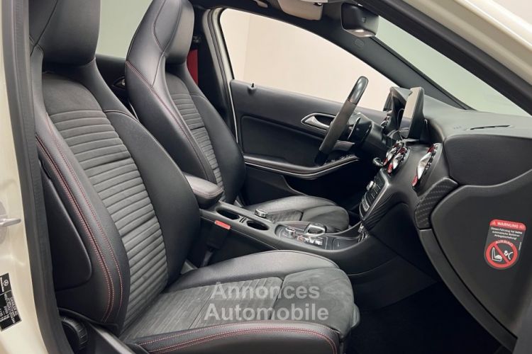 Mercedes Classe A A45 45 AMG 4Matic 2.0 381 ch / Apple CarPlay / Pack Aéro / Echappement AMG - <small></small> 33.990 € <small>TTC</small> - #10