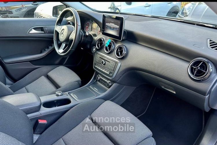 Mercedes Classe A CLASSSE III (2) 160 INTUITION 7G-TRONIC - <small></small> 19.490 € <small>TTC</small> - #9