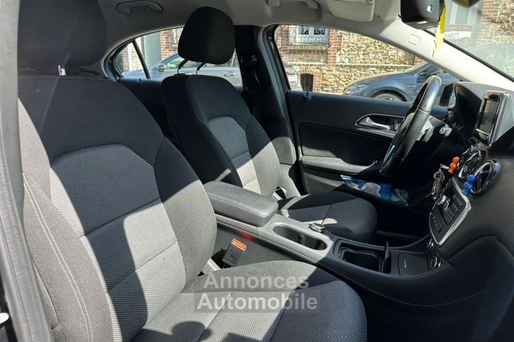 Mercedes Classe A III (2) 200 D SENSATION 7G-DCT - <small></small> 10.990 € <small>TTC</small> - #9