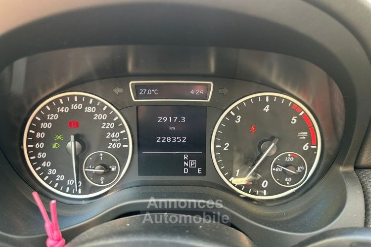 Mercedes Classe A III (2) 200 D SENSATION 7G-DCT - <small></small> 10.990 € <small>TTC</small> - #13