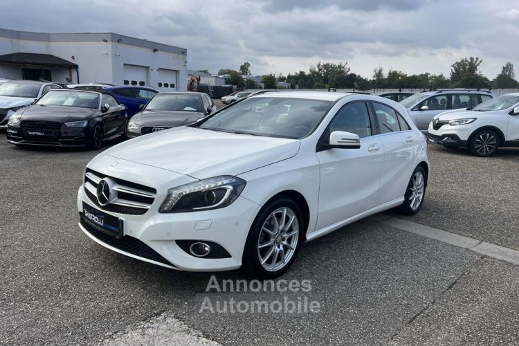 Mercedes Classe A III (W176) 180 Fascination 1.6i 122ch BV6 Clim Régulateur GPS - <small></small> 11.990 € <small>TTC</small> - #4