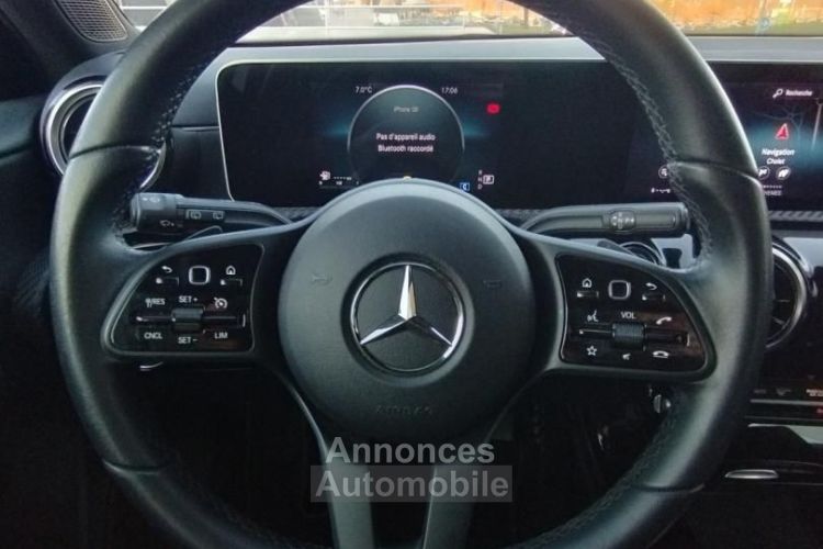 Mercedes Classe A Mercedes 1.3 180 135 BUSINESS LINE 7G-DCT BVA Entretien complet Caméra de recul - <small></small> 21.490 € <small>TTC</small> - #17