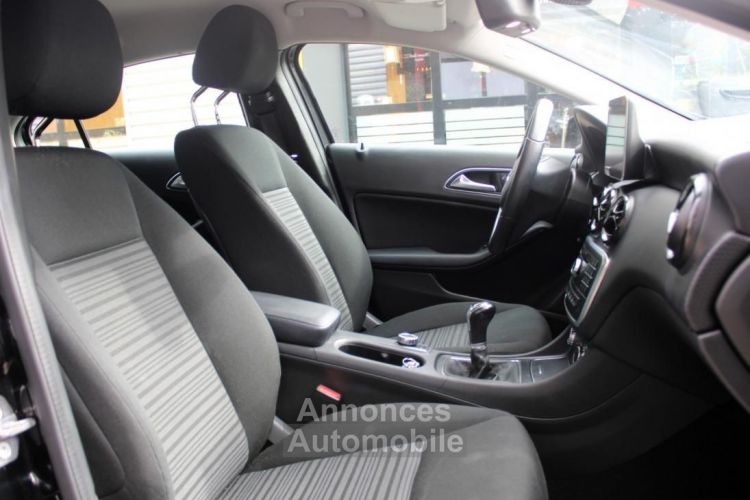 Mercedes Classe A Mercedes 180 120Ch BlueEFFICIENCY INTUITION - <small></small> 15.990 € <small>TTC</small> - #19