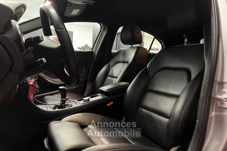 Mercedes Classe A MERCEDES 180 d Sensation SIEGES CHAUFFANTS INTERIEUR CUIR - <small></small> 13.990 € <small>TTC</small> - #4