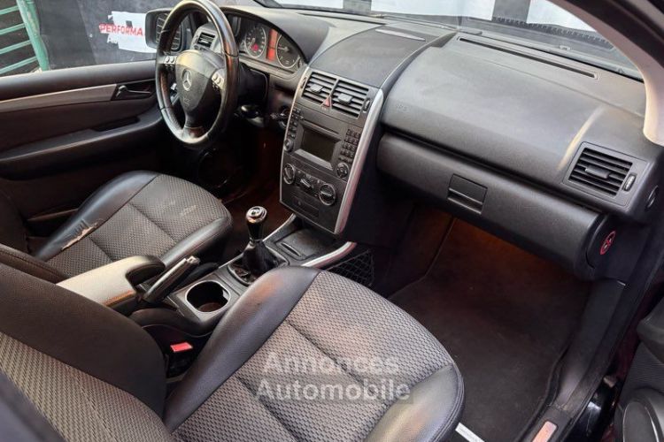 Mercedes Classe A Mercedes A180 Phase 2 2.0 CDi année 02-2011 195.000KM Certifié Garantie 3 Mois 3990euro - <small></small> 3.990 € <small>TTC</small> - #3