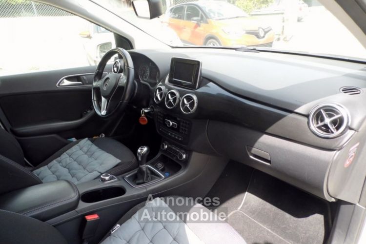 Mercedes Classe B 180 CDI BlueEFFICIENCY Fascination - <small></small> 11.990 € <small>TTC</small> - #13