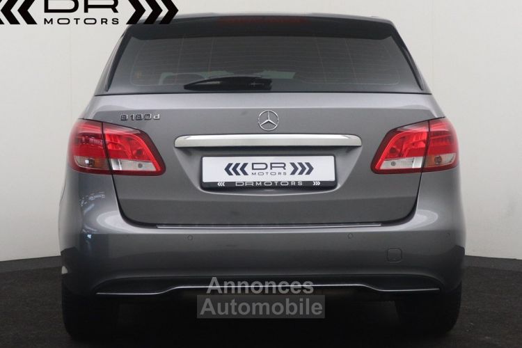 Mercedes Classe B 180 d STYLE EDITION PACK - NAVI LEDER KEYLESS ENTRY - <small></small> 15.995 € <small>TTC</small> - #3