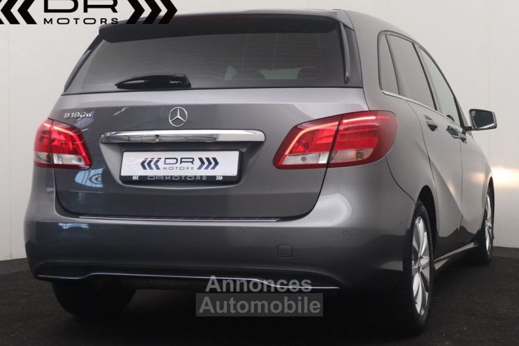 Mercedes Classe B 180 d STYLE EDITION PACK - NAVI LEDER KEYLESS ENTRY - <small></small> 14.995 € <small>TTC</small> - #4