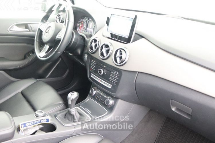 Mercedes Classe B 180 d STYLE EDITION PACK - NAVI LEDER KEYLESS ENTRY - <small></small> 14.995 € <small>TTC</small> - #15