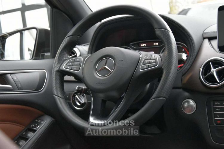 Mercedes Classe B 200 d Business - PANO DAK - LEDER - GPS - PDC - CARPASS - XENON - - <small></small> 18.000 € <small>TTC</small> - #17