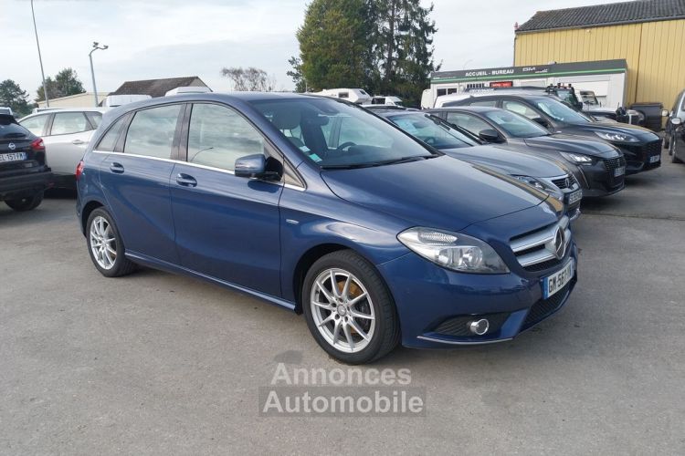 Mercedes Classe B BENZ 180 CDI 1. DESIGN 7g-DCT - <small></small> 12.990 € <small>TTC</small> - #1