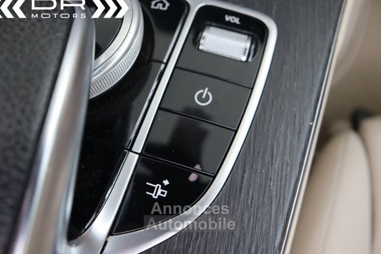 Mercedes Classe C 180 CABRIOLET 9G-TRONIC ADVANTAGE - NAVI LEDER LED 25.971km!! - <small></small> 35.995 € <small>TTC</small> - #33