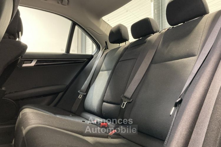 Mercedes Classe C 180D 2.2 CDI 120CH Classic - <small></small> 12.990 € <small>TTC</small> - #18