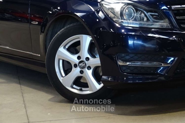 Mercedes Classe C 220 CDI Break EditC PRET a IMMAT NAVI-XENON-ALCANTARA - <small></small> 11.990 € <small>TTC</small> - #5