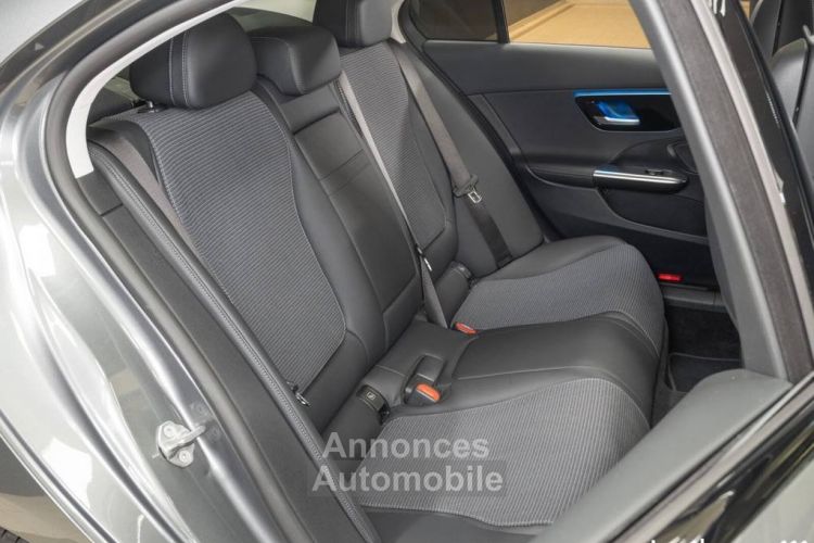 Mercedes Classe C 220 d Avantgarde LED/Pano/AHK/Ambiance - <small></small> 42.360 € <small>TTC</small> - #13