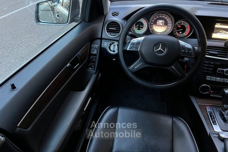 Mercedes Classe C 300 CDI 3.0l V6 231 CV Avantgarde 4-Matic - <small></small> 16.490 € <small>TTC</small> - #19