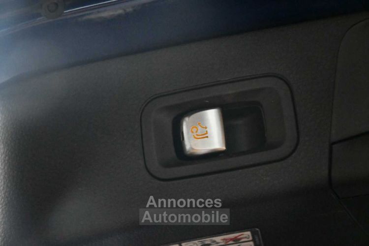 Mercedes Classe C 300 E e - AMG - VIRTUAL - CAMERA - FULL LED - TREKHAAK - - <small></small> 32.950 € <small>TTC</small> - #33