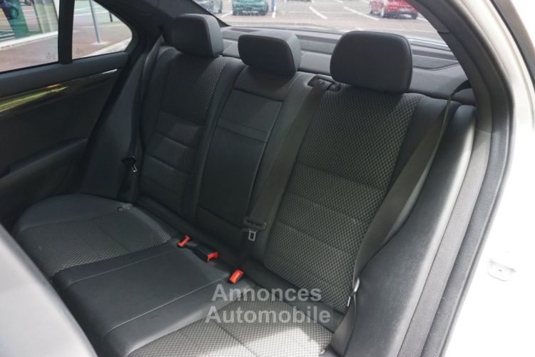 Mercedes Classe C 63 AMG V8 7G-TRONIC 457 ch - <small></small> 36.990 € <small>TTC</small> - #8