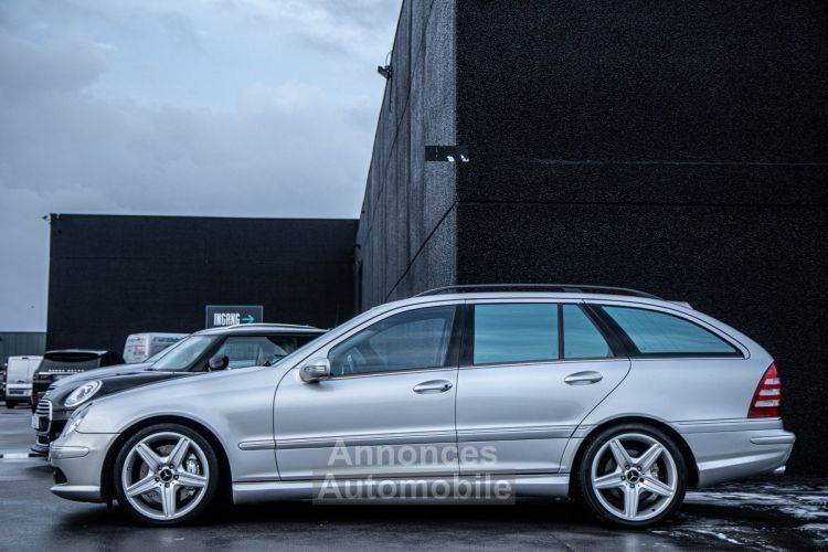 Mercedes Classe C C55 AMG 5.4 V8 - LICHTE VRACHT - HISTORIEK - PARKEERSENSOREN - PANO DAK - HARMAN-KARDON - <small></small> 29.999 € <small>TTC</small> - #10