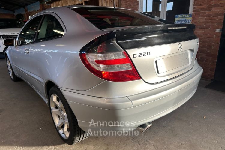 Mercedes Classe C Coupe Sport Coupé 220 CDI  - <small></small> 6.990 € <small>TTC</small> - #7