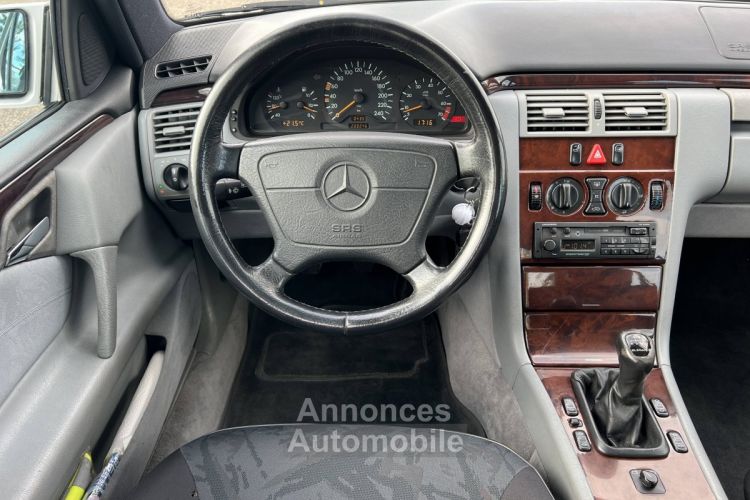 Mercedes Classe E 200 2.0 i 136ch Elegance Clim - <small></small> 2.990 € <small>TTC</small> - #15