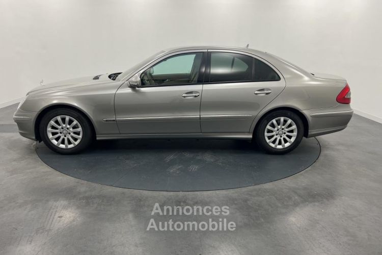 Mercedes Classe E 200 CDI Elegance - <small></small> 8.900 € <small>TTC</small> - #8