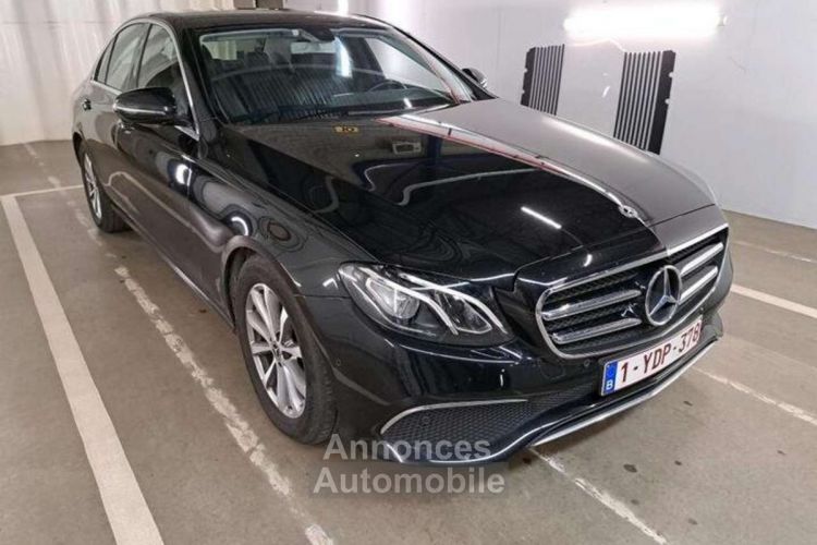 Mercedes Classe E 200 d Berline Avantgarde - <small></small> 31.290 € <small>TTC</small> - #3