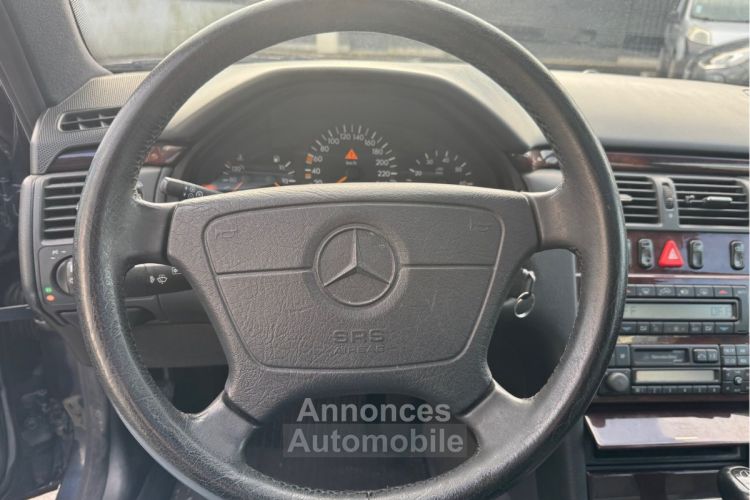 Mercedes Classe E 210) Break 420 T 4.2 i 32V 279 cv Boîte auto - <small></small> 7.990 € <small>TTC</small> - #12