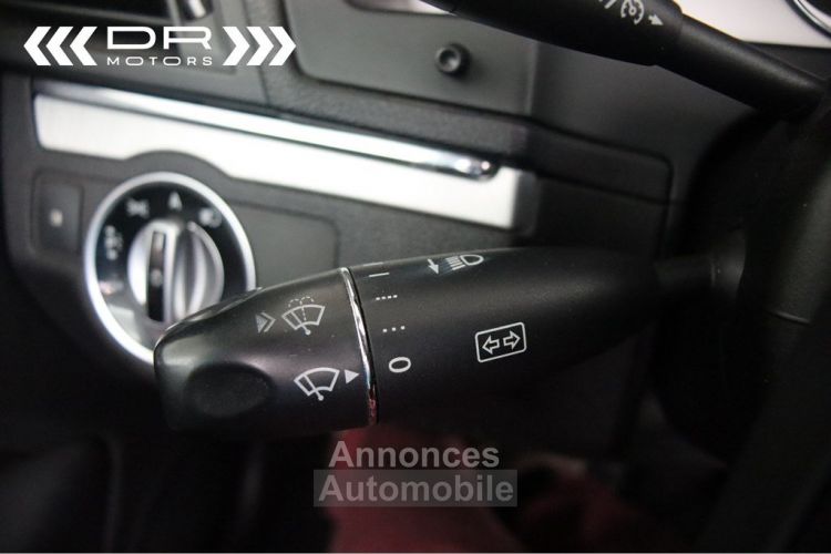 Mercedes Classe E 220 d Aut. CABRIOLET - NAVI LEDER AIRSCARF - <small></small> 12.995 € <small>TTC</small> - #31