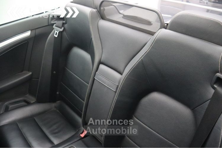 Mercedes Classe E 220 d Aut. CABRIOLET - NAVI LEDER AIRSCARF - <small></small> 12.995 € <small>TTC</small> - #43