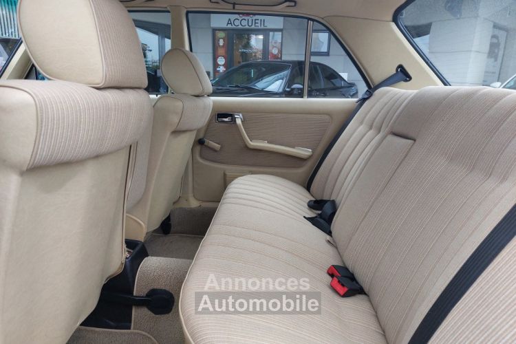 Mercedes Classe E 230 136CH - <small></small> 16.490 € <small>TTC</small> - #9