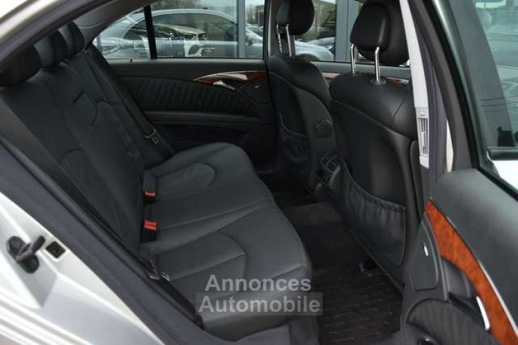 Mercedes Classe E 240 Elegance - AUTOMAAT - CARPASS - LEDER - XENON - CRUISE - PDC - - <small></small> 9.990 € <small>TTC</small> - #17