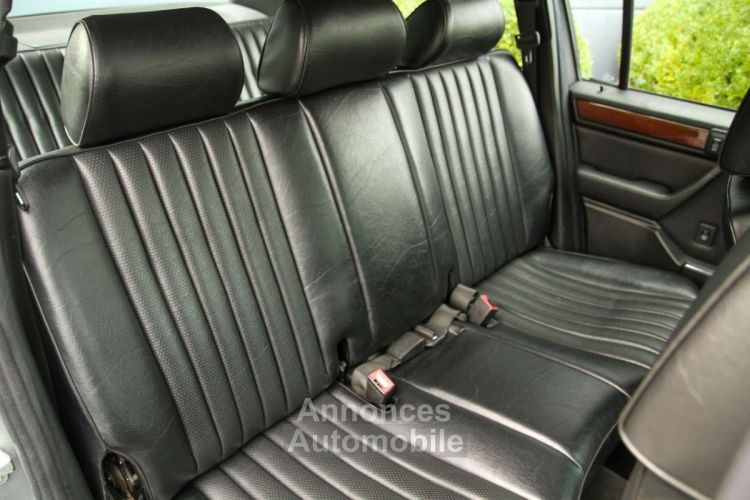 Mercedes Classe E 260 Pullman Limousine 6 Doors V124 - <small></small> 26.900 € <small>TTC</small> - #10