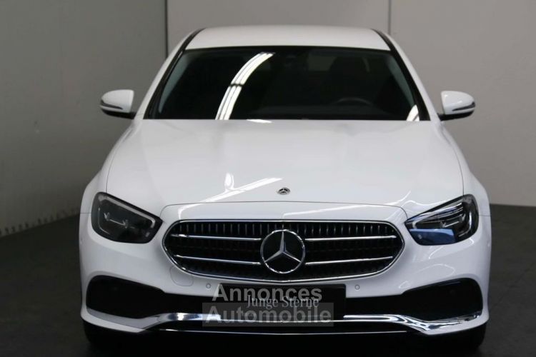 Mercedes Classe E 300 Avantgarde Ext. Kamera  - <small></small> 38.499 € <small>TTC</small> - #1