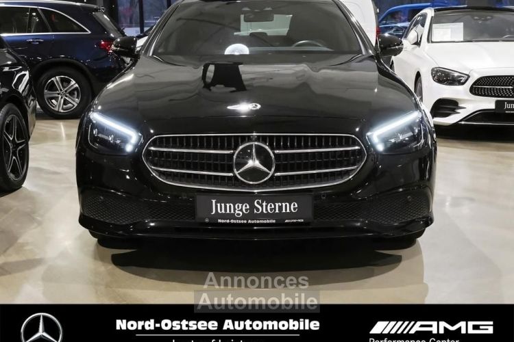 Mercedes Classe E 300 Avantgarde HUD Night  - <small></small> 37.490 € <small>TTC</small> - #2