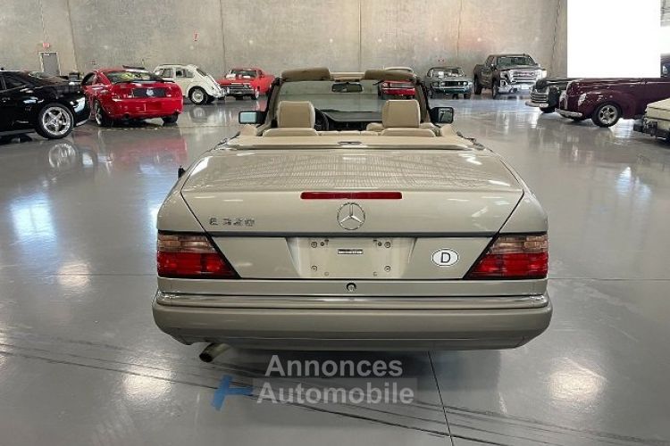 Mercedes Classe E 320 Benz E320 SYLC EXPORT - <small></small> 22.560 € <small>TTC</small> - #4