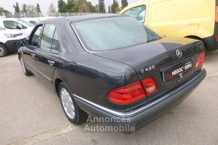 Mercedes Classe E 420 v8 Elégance A - <small></small> 8.990 € <small>TTC</small> - #3