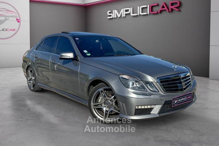 Mercedes Classe E 63 AMG *GARANTIE 12 MOIS* HISTORIQUE LIMPIDE 2MAIN / TOIT OUVRANT / SIEGES ELEC MASSANT VENTILE / HK - <small></small> 34.990 € <small>TTC</small> - #1