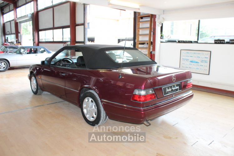 Mercedes Classe E E220 CABRIOLET BVA - <small></small> 24.900 € <small></small> - #37