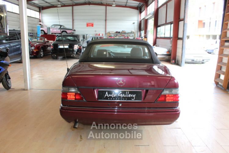 Mercedes Classe E E220 CABRIOLET BVA - <small></small> 24.900 € <small></small> - #38