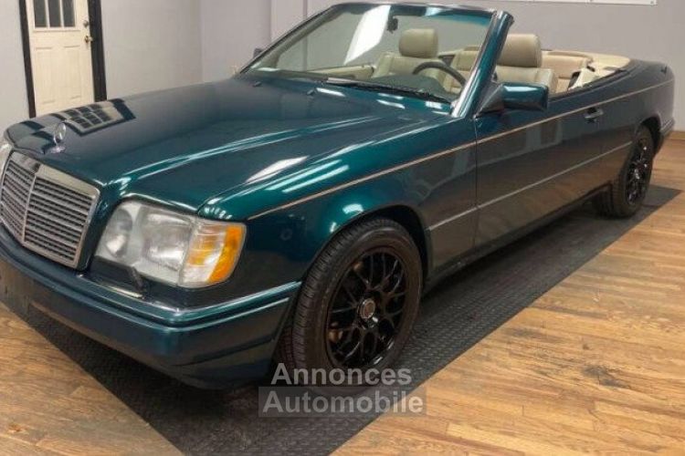 Mercedes Classe E E320 CABRIOLET - <small></small> 19.990 € <small>TTC</small> - #1