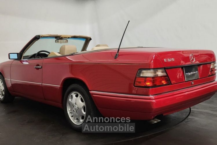 Mercedes Classe E E320 cabriolet - <small></small> 29.900 € <small>TTC</small> - #13