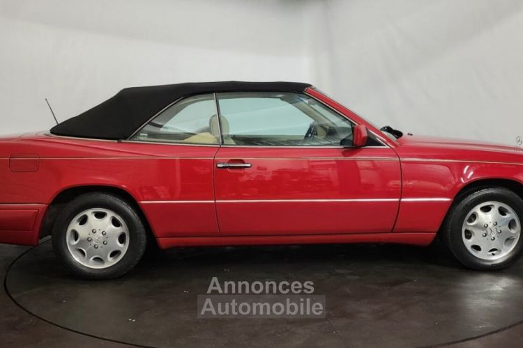 Mercedes Classe E E320 cabriolet - <small></small> 29.900 € <small>TTC</small> - #27