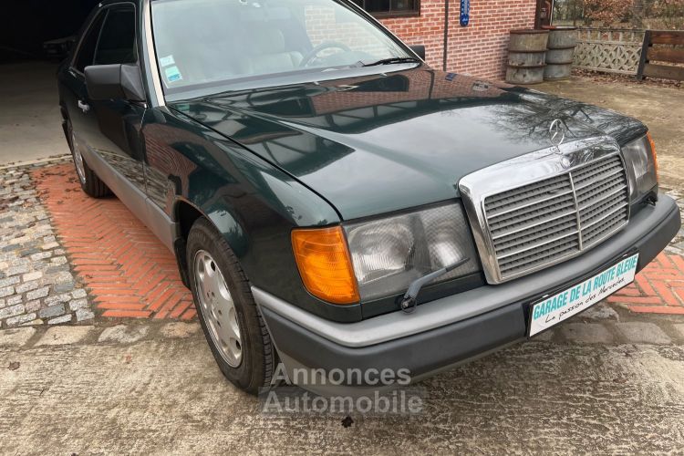 Mercedes Classe E MERCEDES 300CE Bel Etat Conservation Et Dossier Facture - <small></small> 9.500 € <small></small> - #1